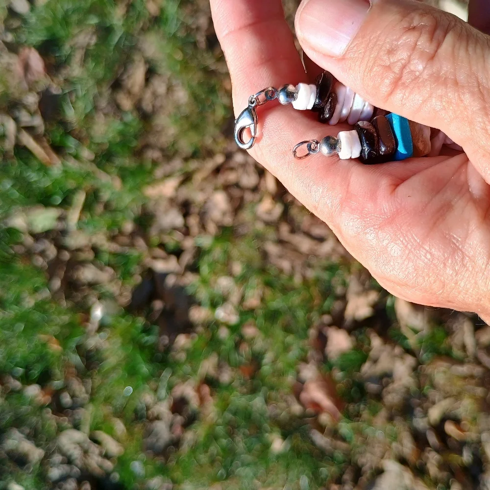 Vintage, handmade Hawaiian style shell and stone necklace, surf core, bohemian